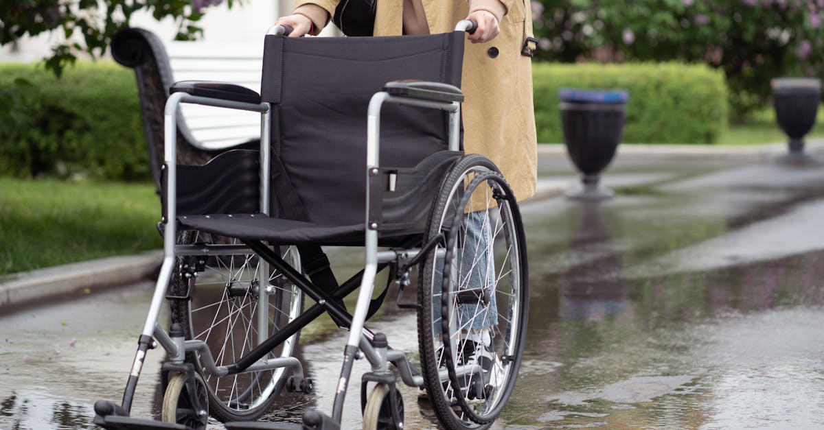 assurance fauteuil roulant : protégez votre équipement essentiel avec une couverture adaptée contre les dommages, pertes et vols.