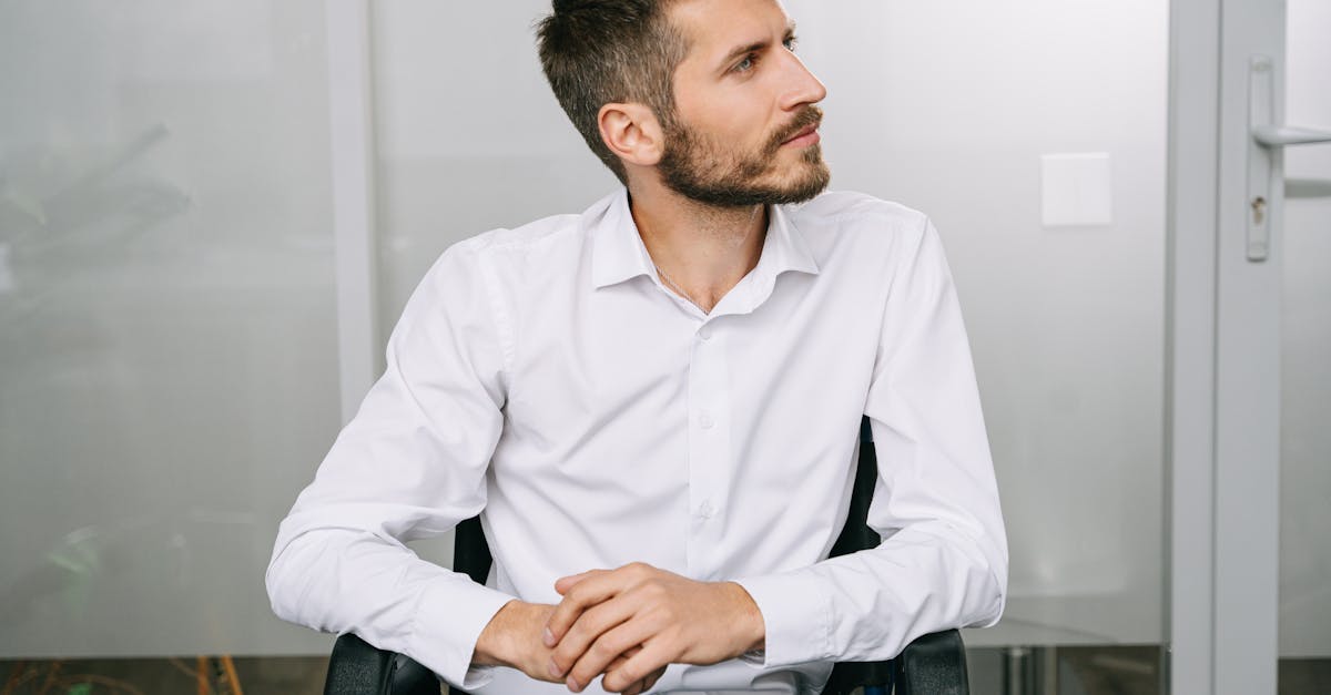 découvrez des conseils pratiques pour économiser efficacement malgré un handicap, optimisez vos finances et améliorez votre autonomie financière au quotidien.